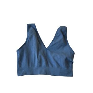 PrettyLittleThing Crop Top size M